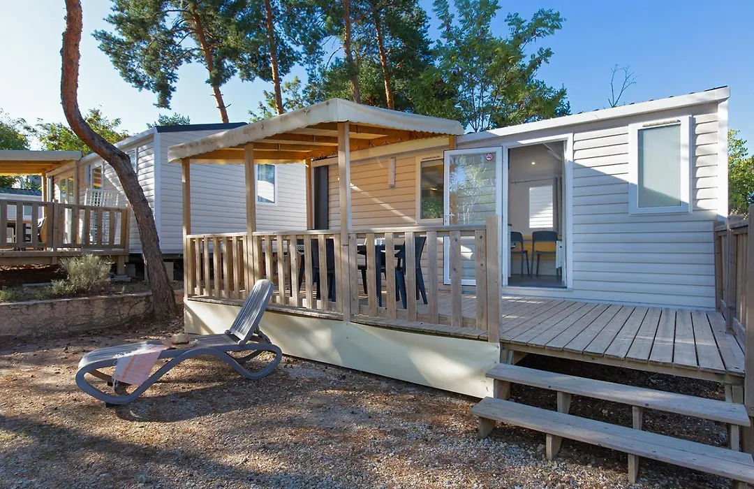 Camping La Pinède-1